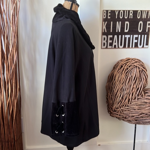 AVE Leisure Black French Terry & Velour Cowl Turtleneck - Picture 3 of 8